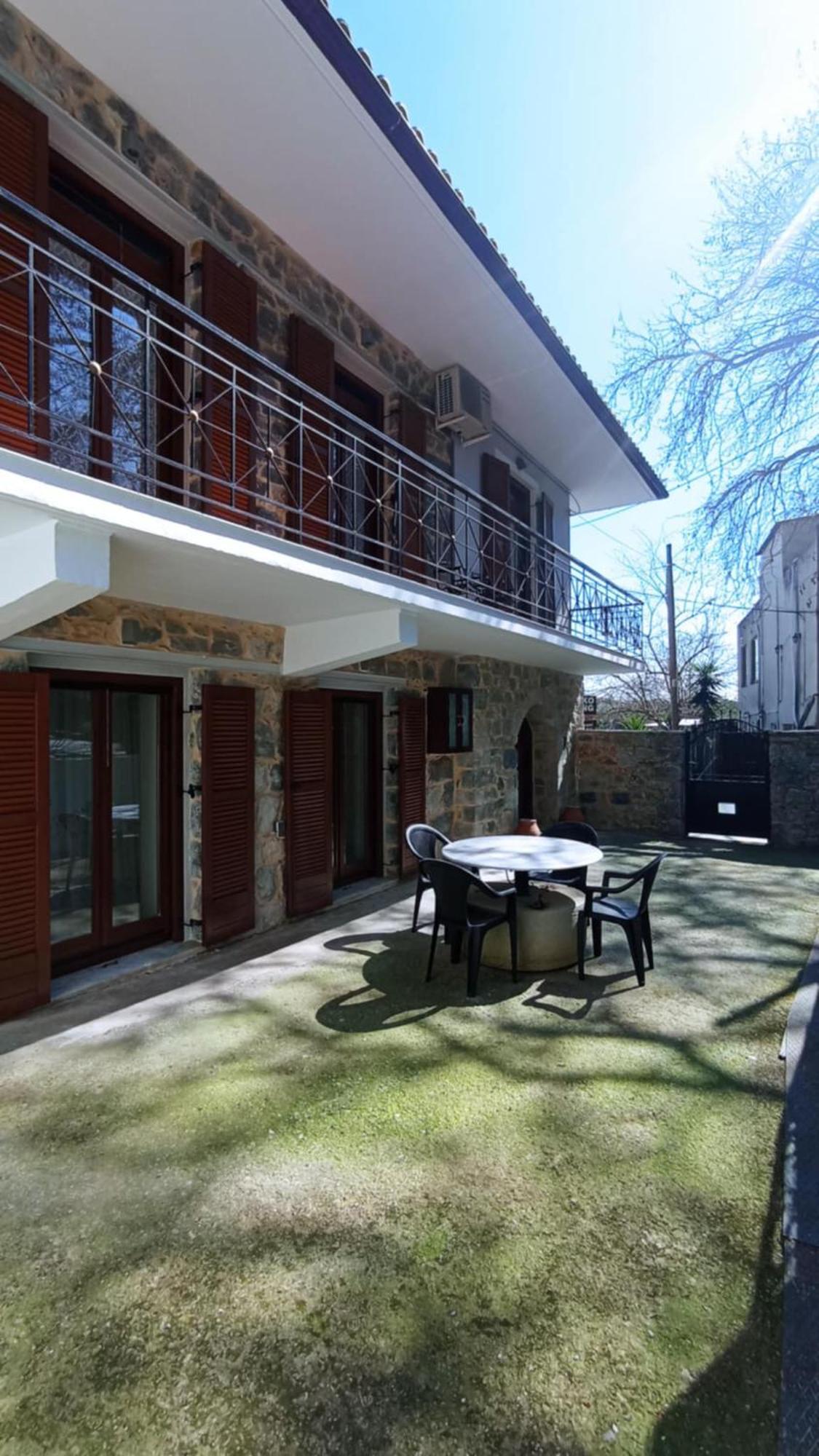 Villa Iris Mystras Luaran gambar