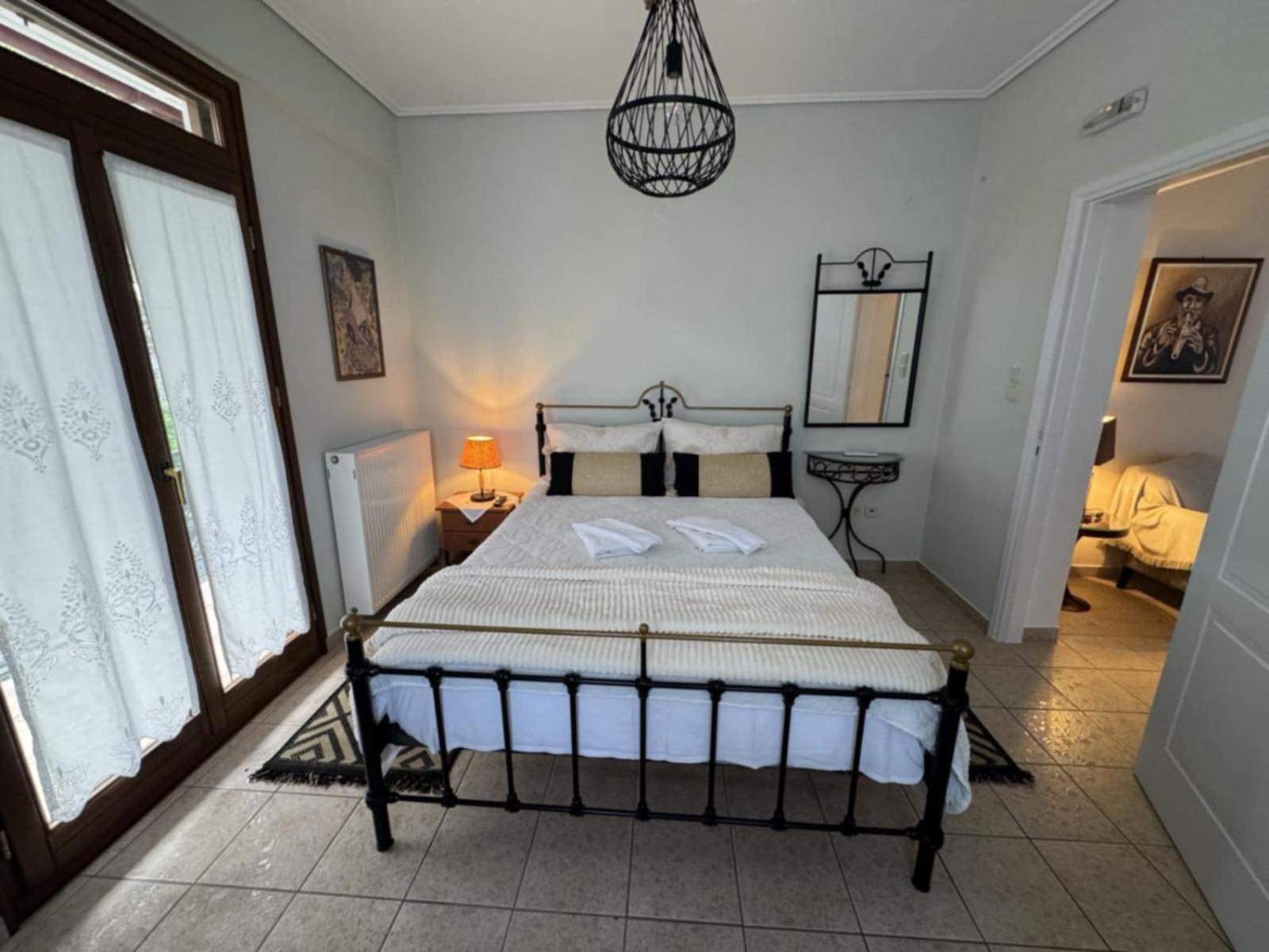 Villa Iris Mystras Luaran gambar